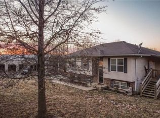 377 NW 150th Rd, Clinton, MO 64735