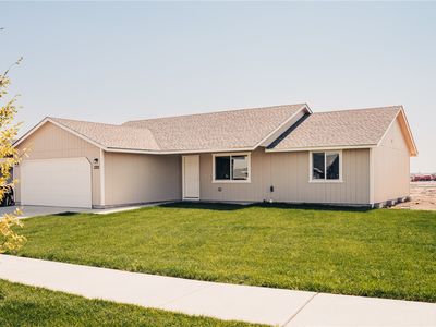 1305 W Polo Ridge Drive, Moses Lake, WA, 98837