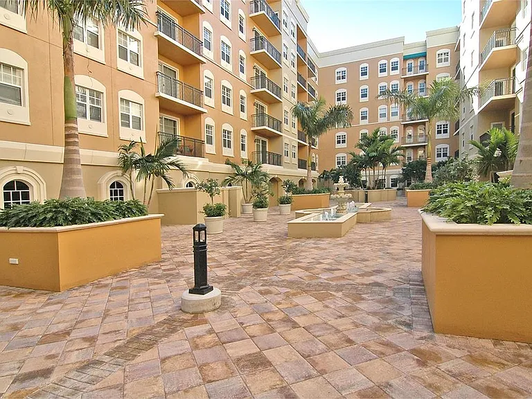 1064 N Tamiami Trl #1627 — Photo 30