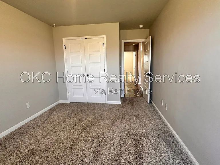 7724 Windstone Dr — Photo 17