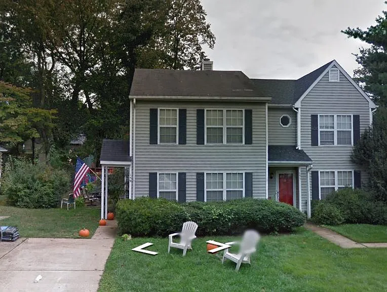 139 Birdwood Ct — Photo 1