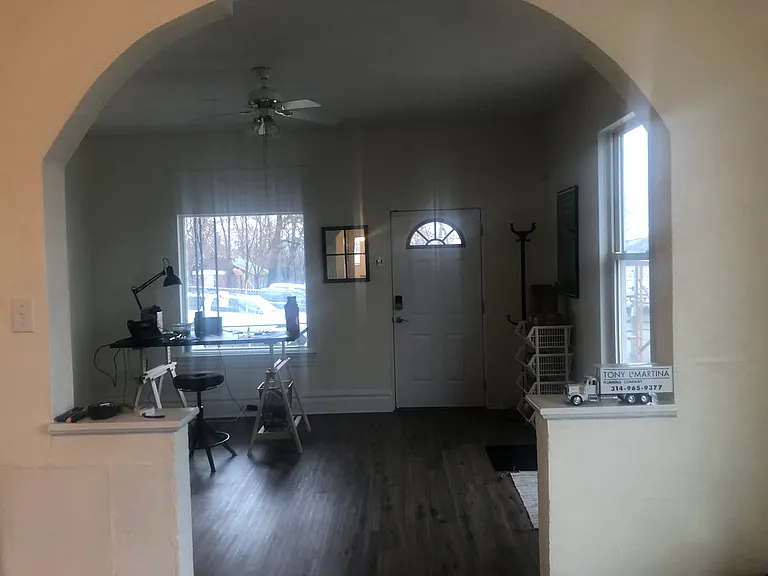 1337 Hughes Pl — Photo 4