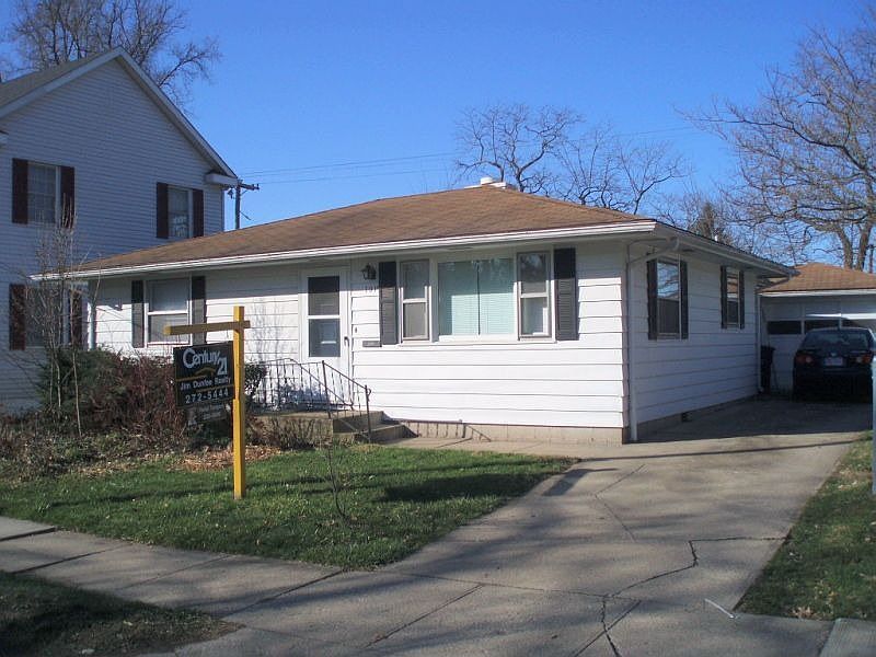 1st image of 1015 N Niles Ave