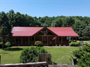 9022 Bachelor Rd, Magnolia, OH 44643