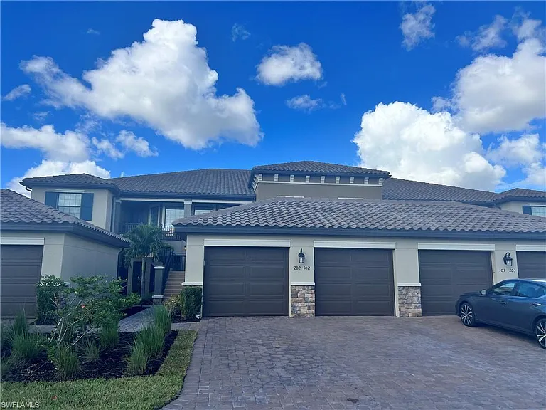 9393 Pocida Ct #102 — Photo 6