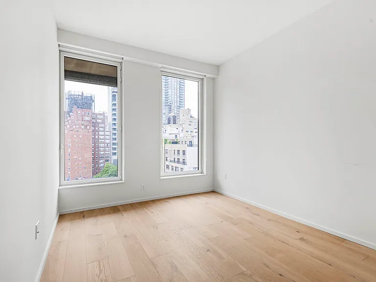 249 E 62nd St #10D — Photo 6