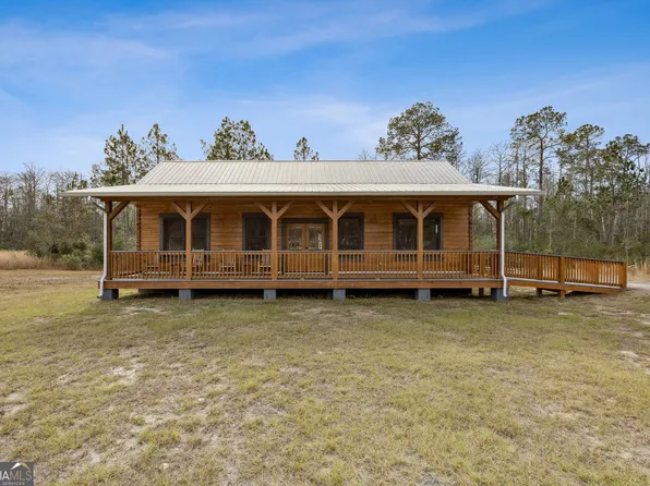 29 Standing Garden Ln, Folkston, GA 31537