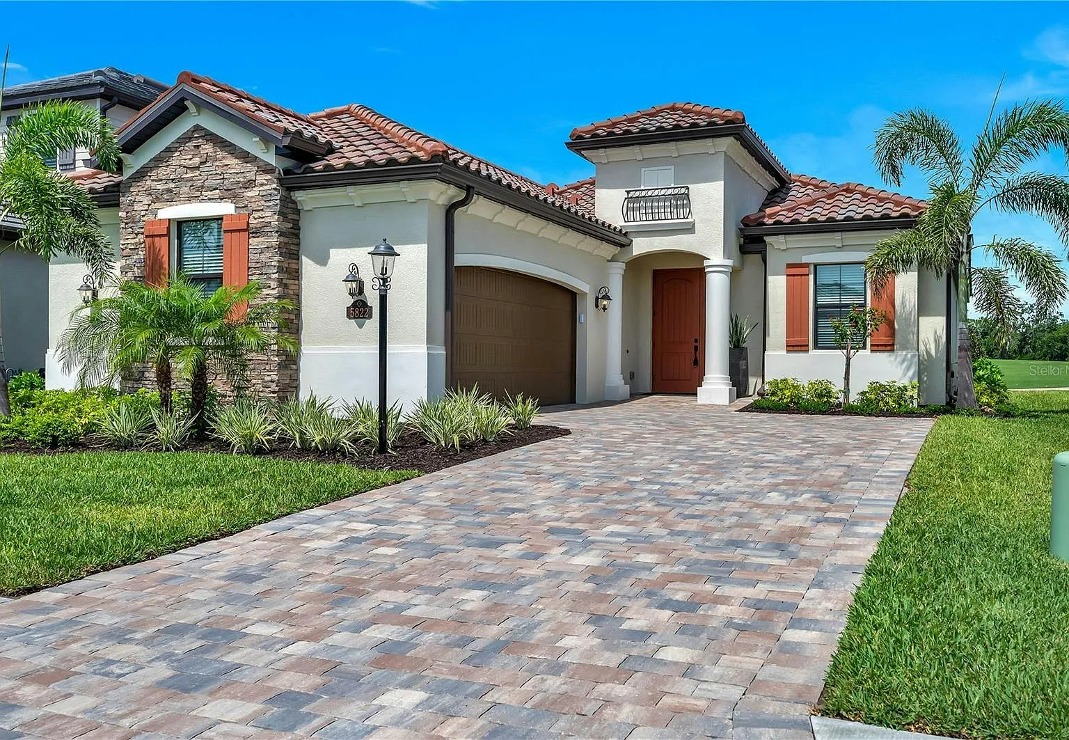 5822 Brandon Run — Photo 1