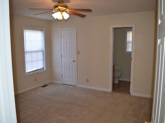 3rd image of 1275 Silver Star Dr