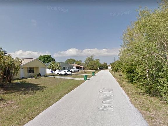 3rd image of 18303 Kerrville Cir