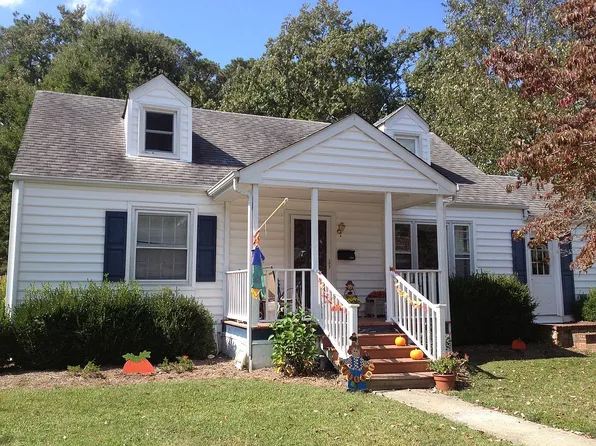 104 Patnor Dr, Portsmouth, VA 23701