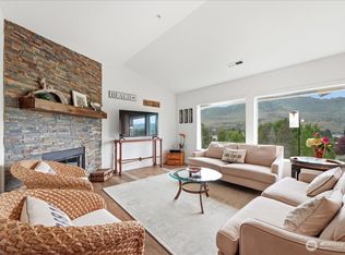 808 W Manson Hwy APT B303, Chelan, WA 98816