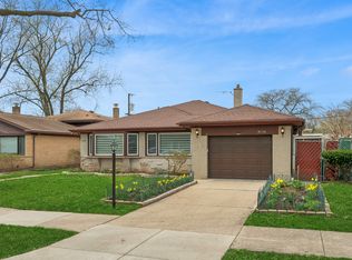9738 Keystone Ave, Skokie, IL 60076