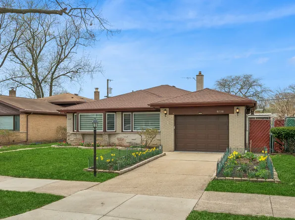 9738 Keystone Ave, Skokie, IL 60076