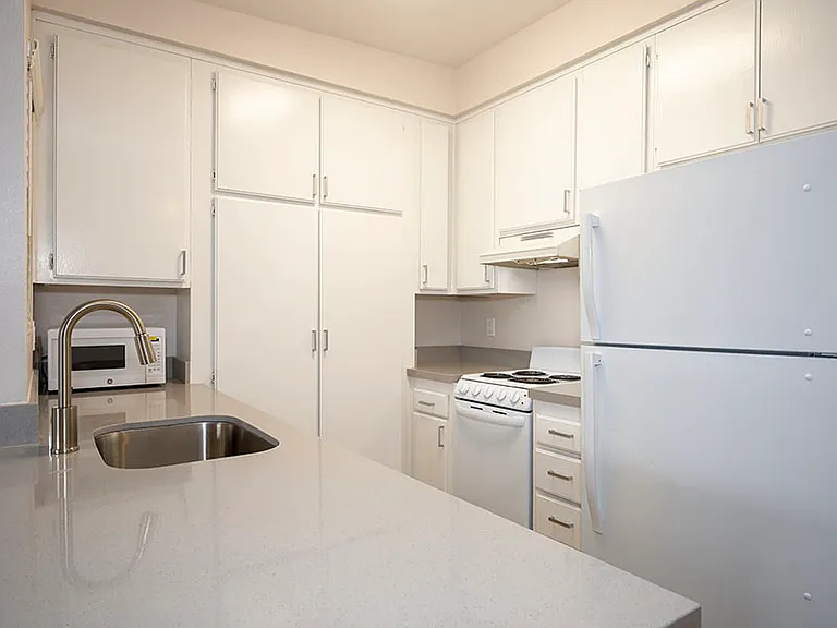 Hazelridge — Photo 1