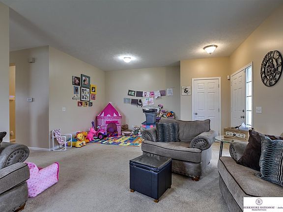 4th image of 5122 S 194th Ave