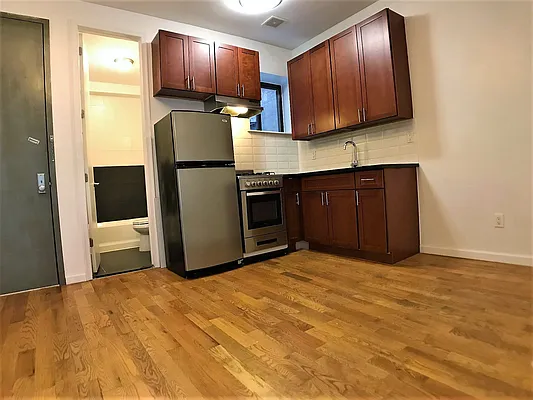 Rented by Brooklyn Group | media 6