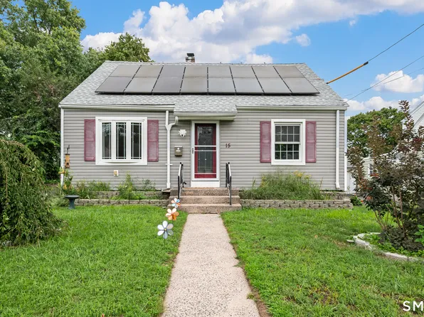 15 Fenway Drive, Hamden, CT 06517