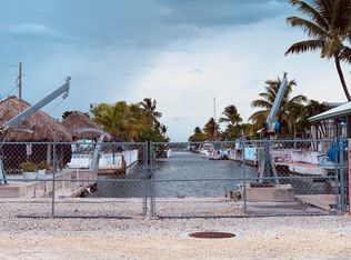 200 Buttonwood Ave, Key Largo, FL 33037