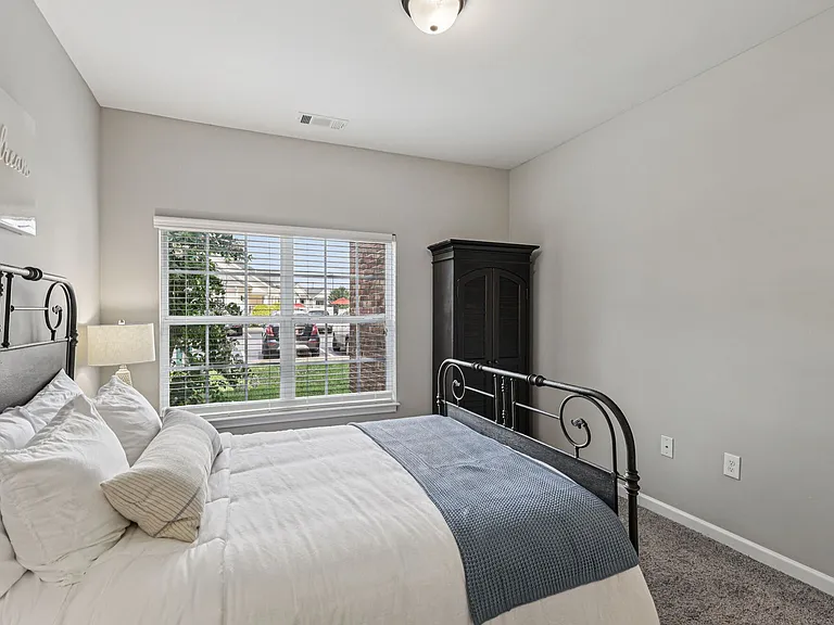 Cumberland Trace Village Apartments — Photo 24