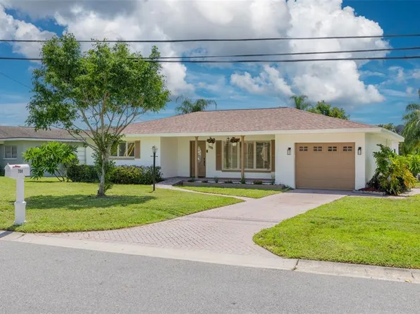 708 Moss Ave, Clearwater, FL 33759