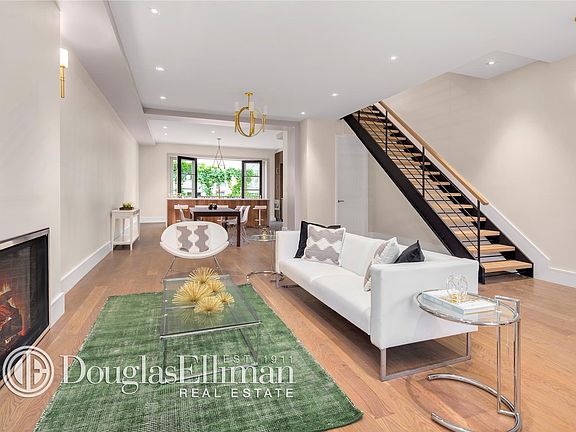 3rd image of 314 Clifton Pl