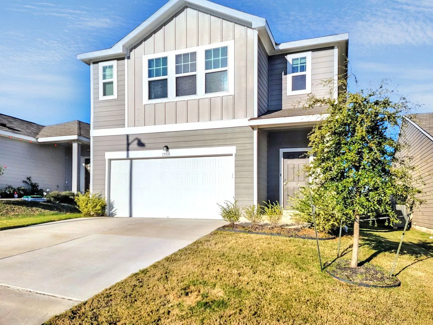 Spacious 5 BD / 3 BA Pflugerville Home with Fenced Backyard & Two Living Areas — Photo 3