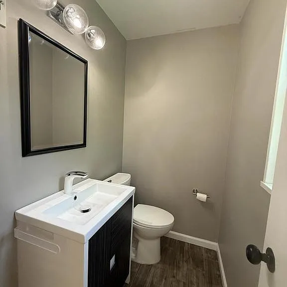 9209 E Parkhill Dr — Photo 12