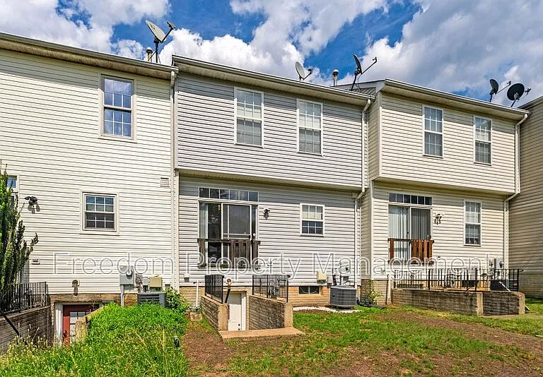 15305 Brazil Cir — Photo 42