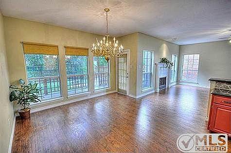 1st image of 3019 Brookshire Dr