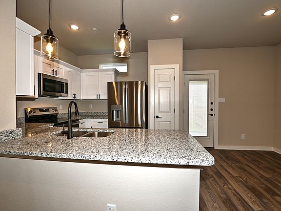 5th image of 11323 Clearmine St #103