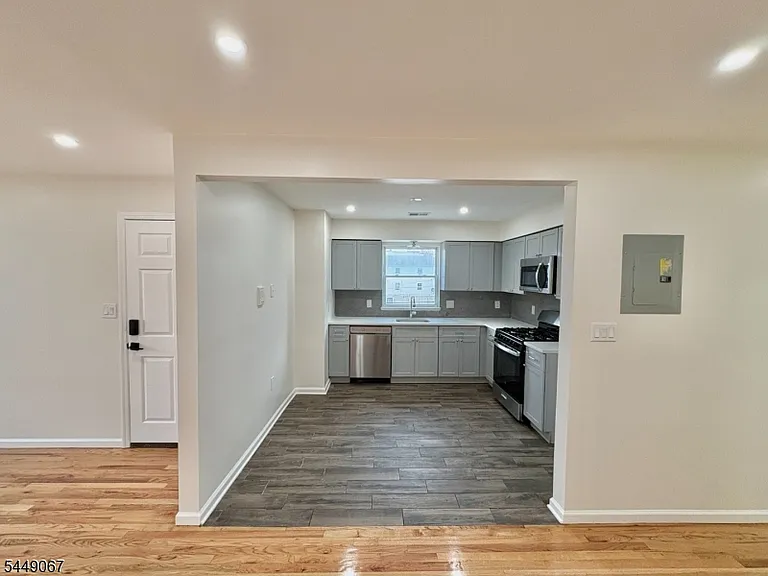 156 Ridgewood Ave #1 — Photo 24