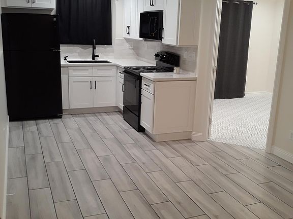 4th image of 6341 Arlington Ave
