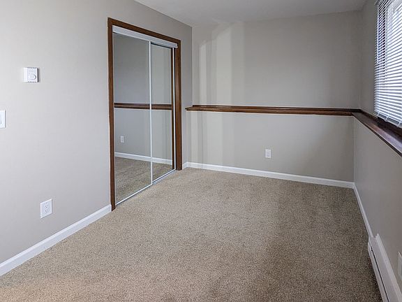 5th image of 5160 Seaton Hall Dr APT 2