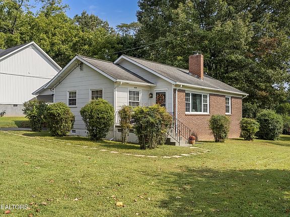 4th image of 4509 Oriole Dr