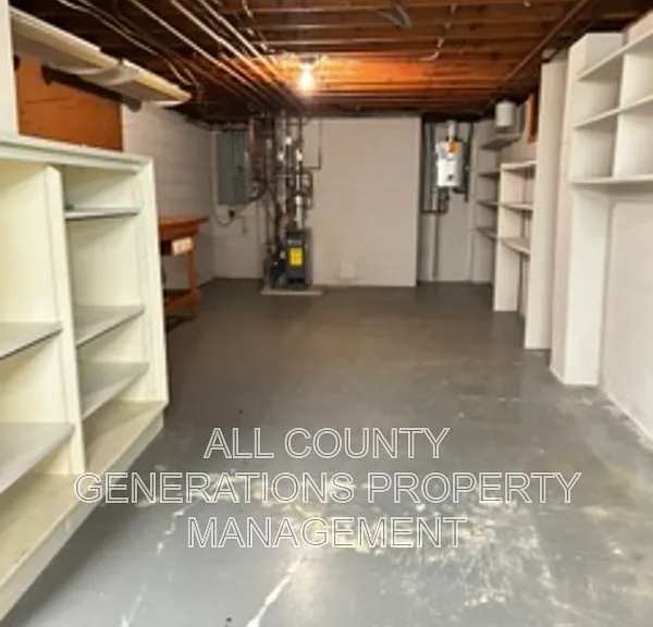 2281 Weymouth Rd — Photo 13