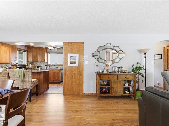 3rd image of B59 Cottage Cres