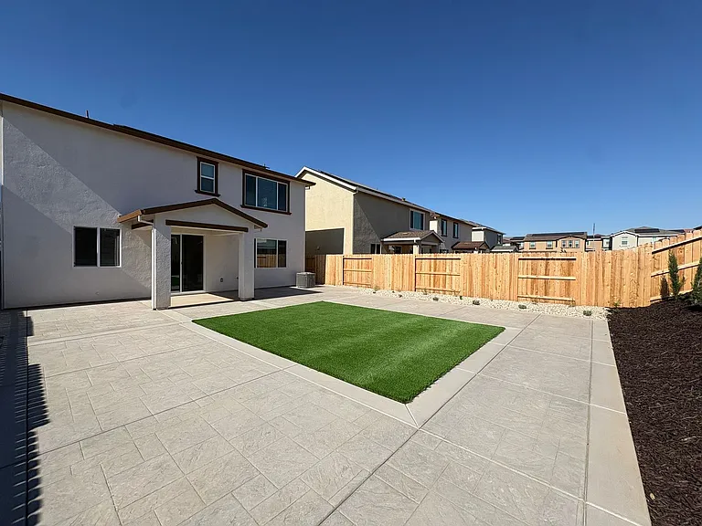 12636 Hereford Ave — Photo 30