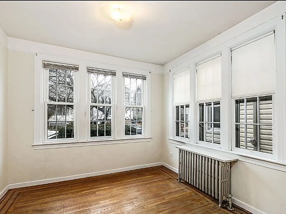 5th image of 33 Lee Ave