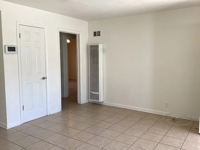 44257 Beech Ave — Photo 10