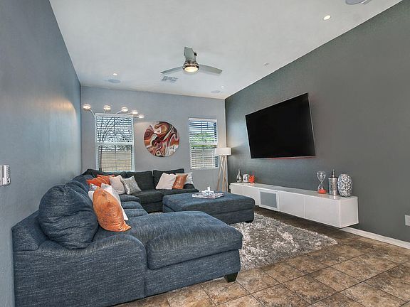 5th image of 3950 S Bell Pl
