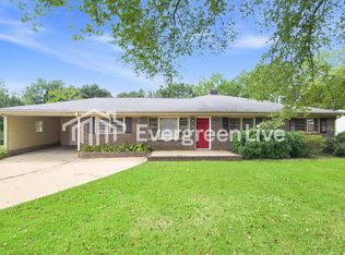 306 Parkdale Dr, Greenville, SC 29611