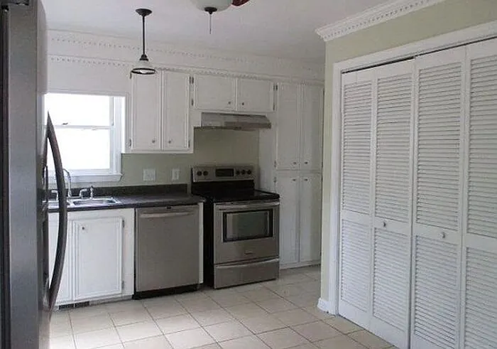 126 South Village Rd — Photo 4