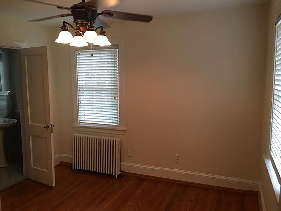4th image of 2415 Wedgewood Ave