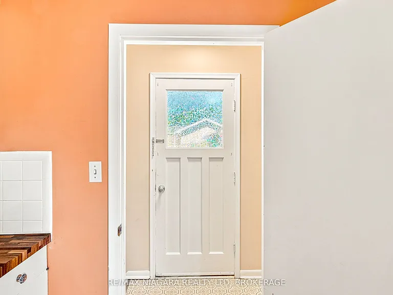 6521 Caledonia St — Photo 13