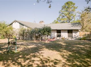 324 Stirrup Rd, Victoria, TX 77905