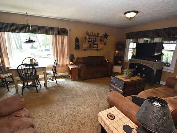 5th image of 2607 E County Road 550 N