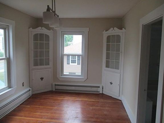 4th image of 24 Cross St