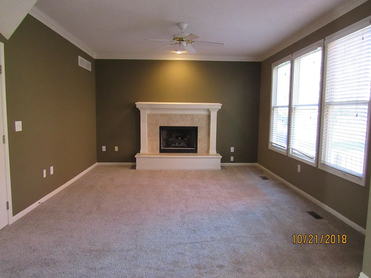 Building Photo - 13964 W 148th St