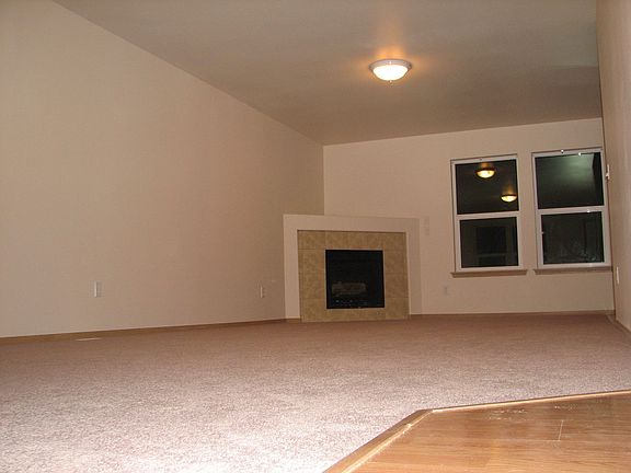 5th image of 1509 Fir St NE